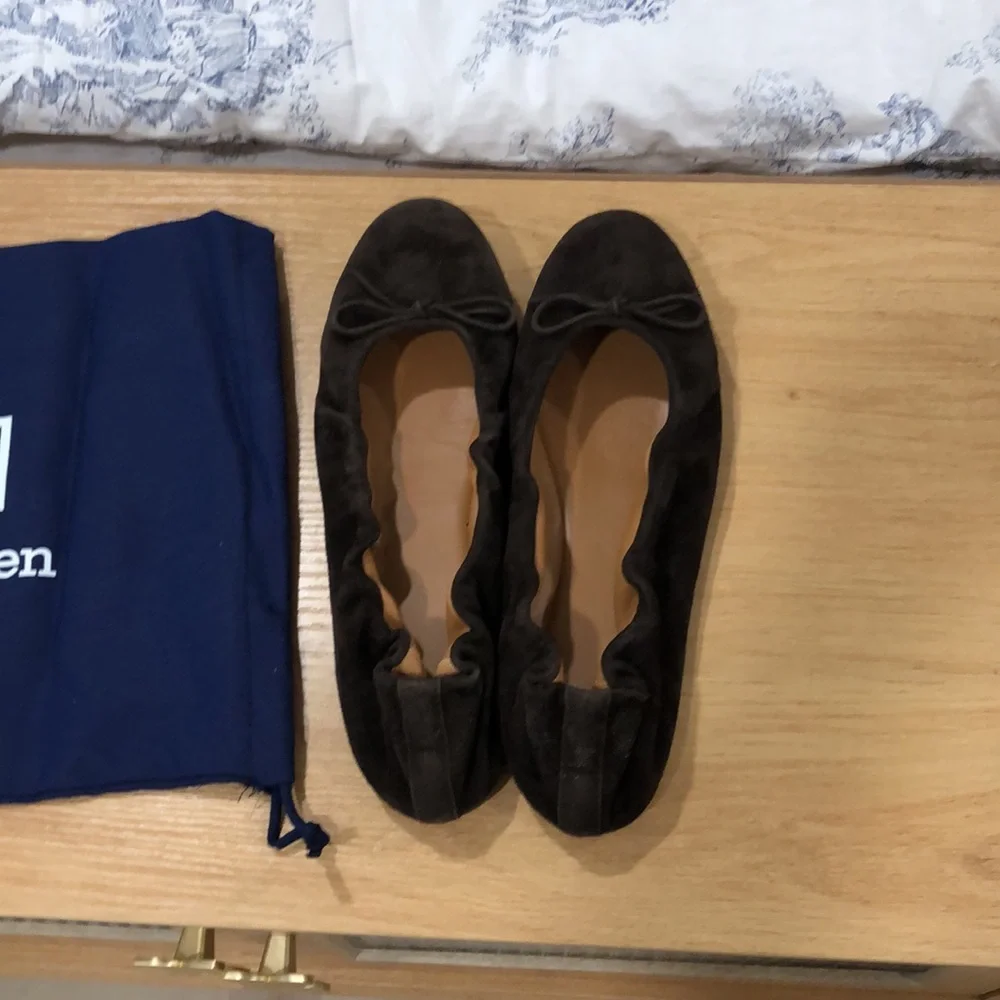 Polo Ralph Lauren Suede Ballerina Flats. Brown. 9.5